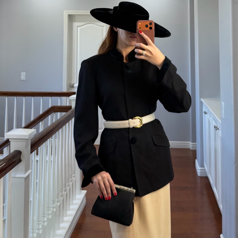 Jones Wear Black Women's Blazer